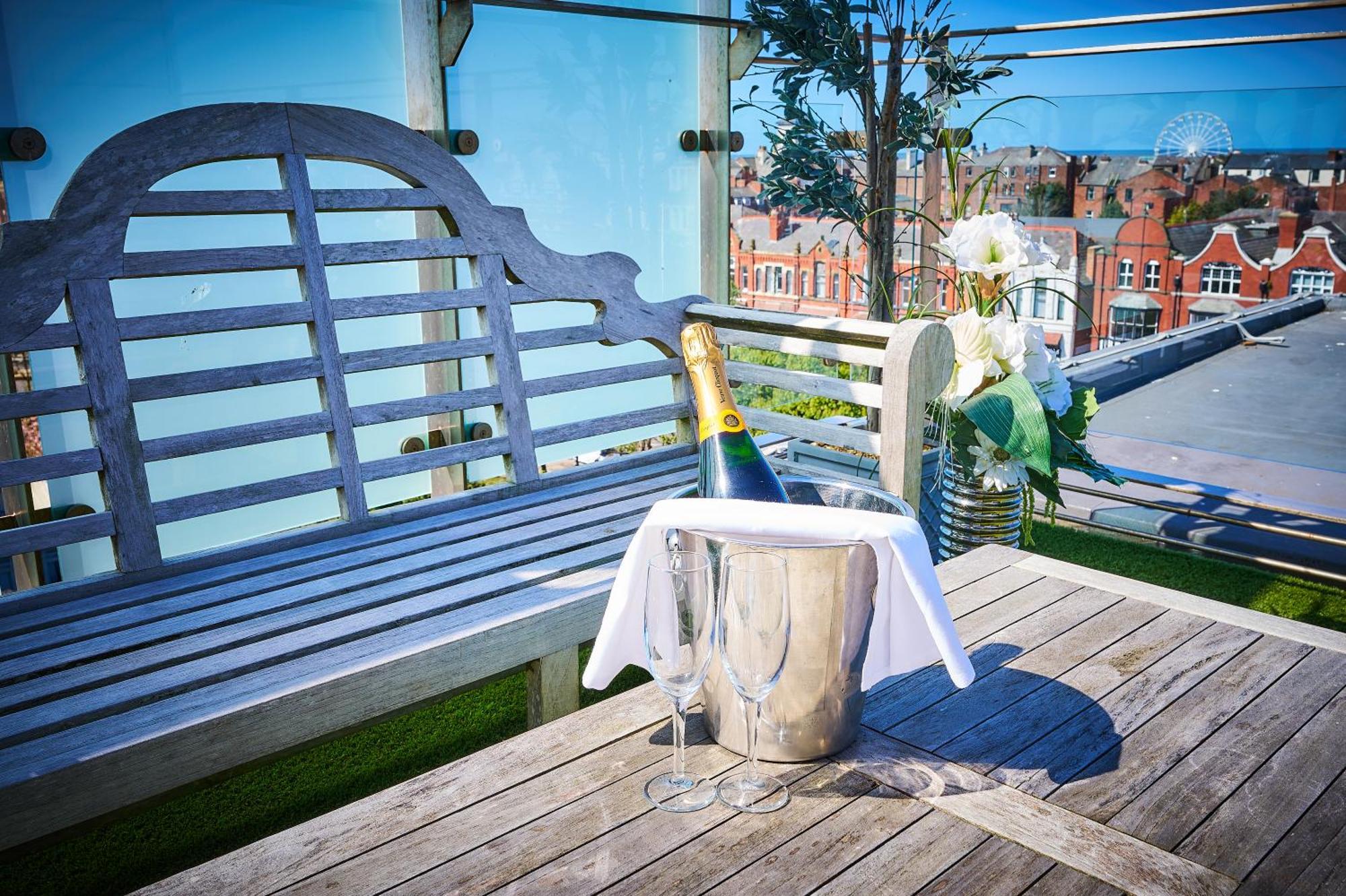 The Vincent Hotel Southport Exteriér fotografie